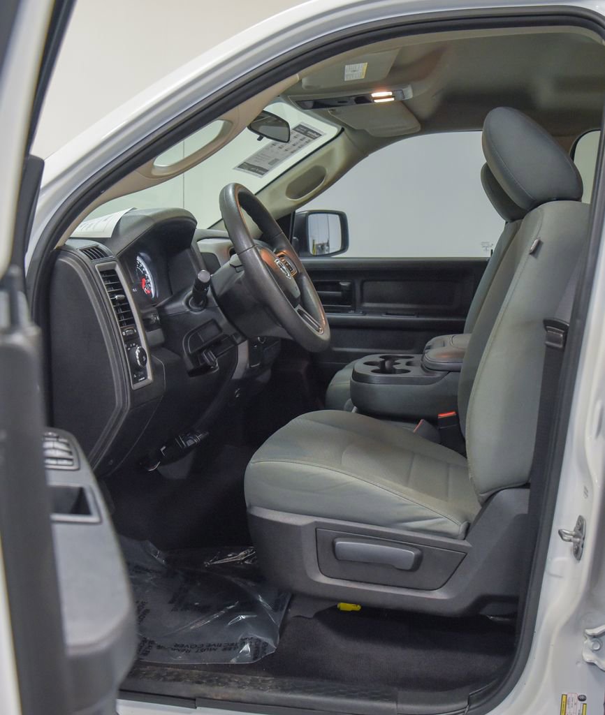 Used 2018 RAM 1500 Express image 2