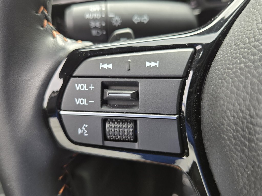 Used 2026 Honda CR-V Sport Touring image 24