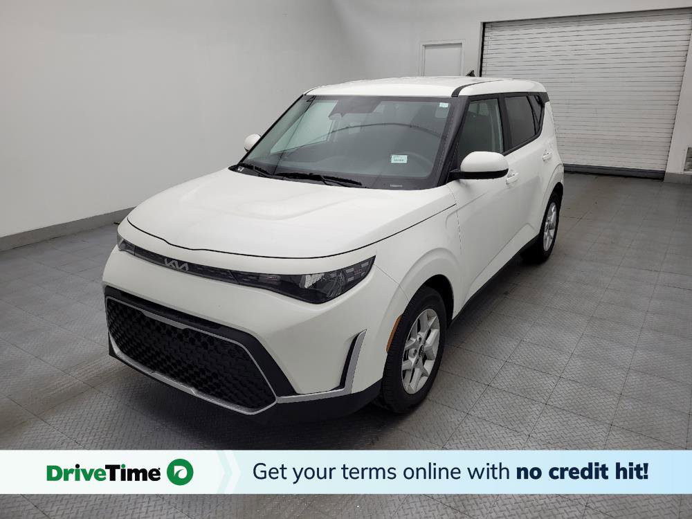 Used 2025 Kia Soul LX w/ LX Technology Package image 1