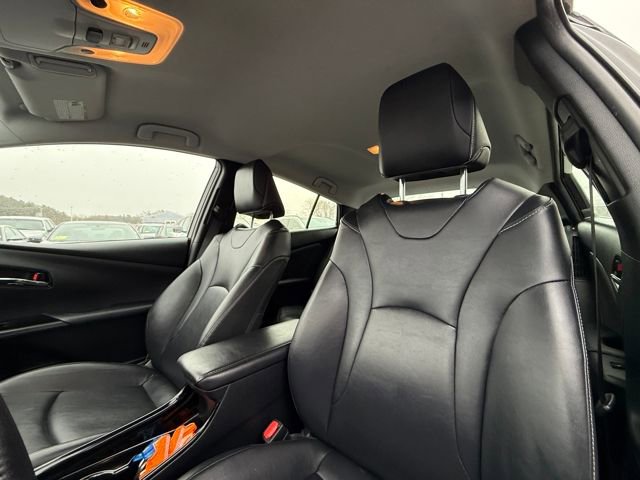 Used 2021 Toyota Prius Prime XLE w/ Carpet Mat Package (TMS) FWD image 24