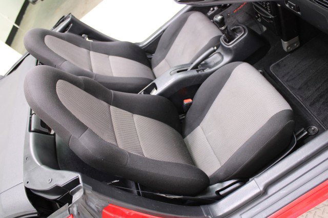 Used 2001 Toyota MR2 image 27