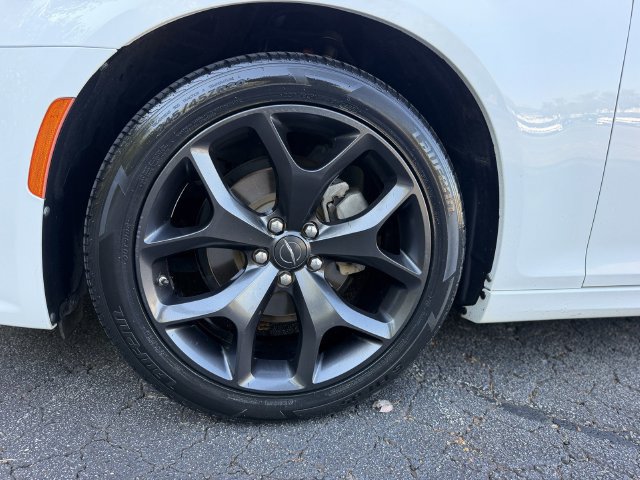 Used 2023 Chrysler 300 Touring L w/ Popular Equipment Group RWD image 42