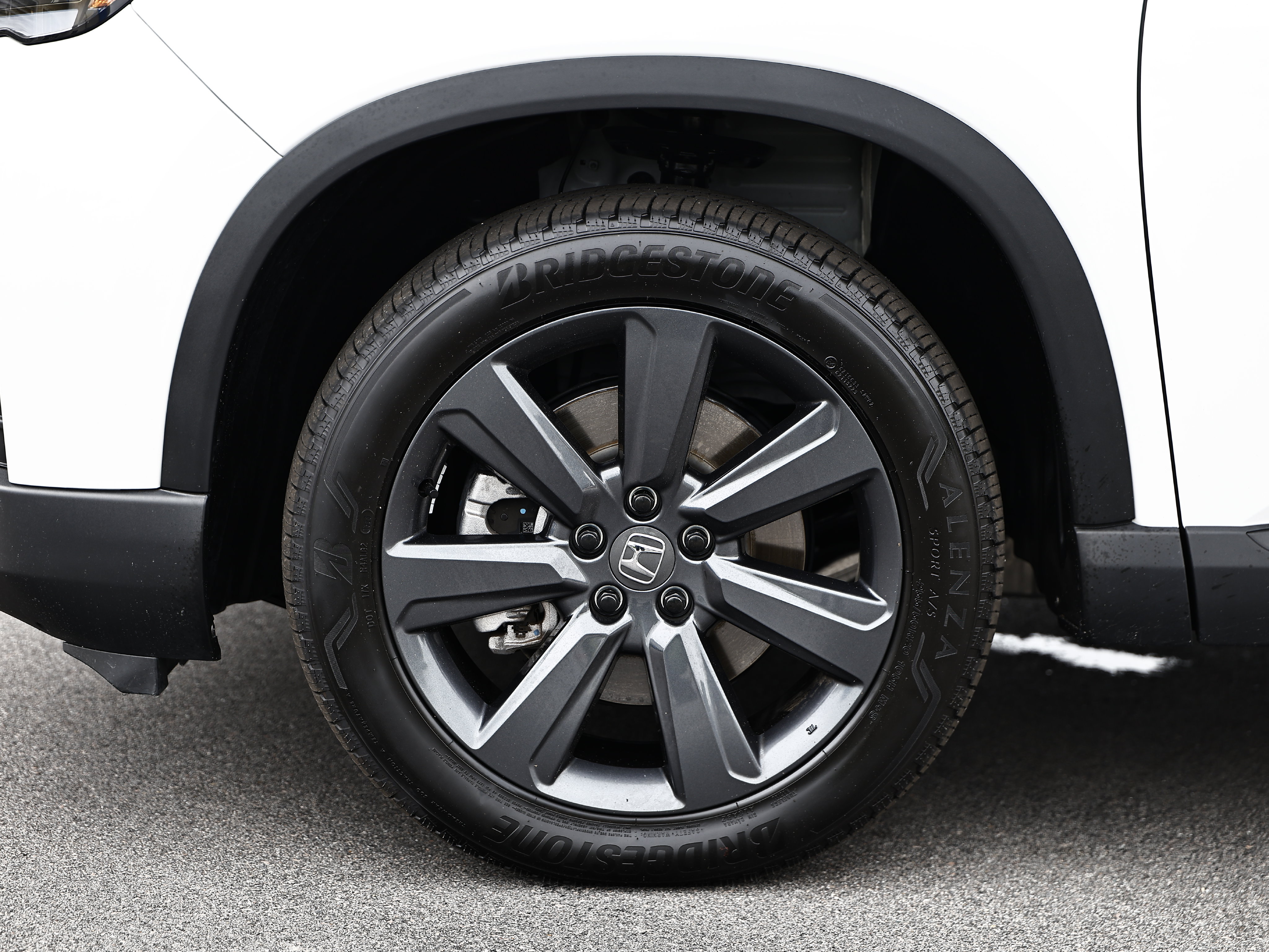 Used 2026 Honda Pilot Sport image 5