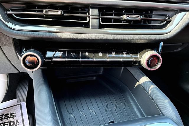 Certified 2024 Chevrolet Equinox EV RS w/ LPO, All-Weather Mat Package FWD image 30