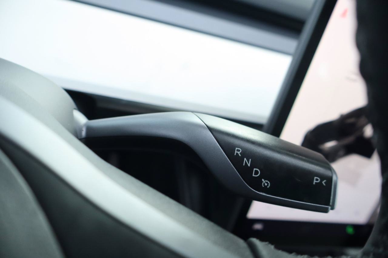Used 2023 Tesla Model 3 Standard Range RWD image 23