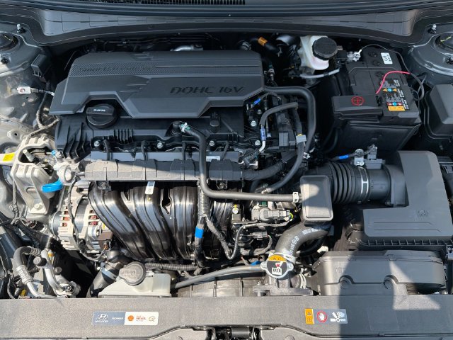 New 2026 Hyundai Elantra Sport FWD image 26