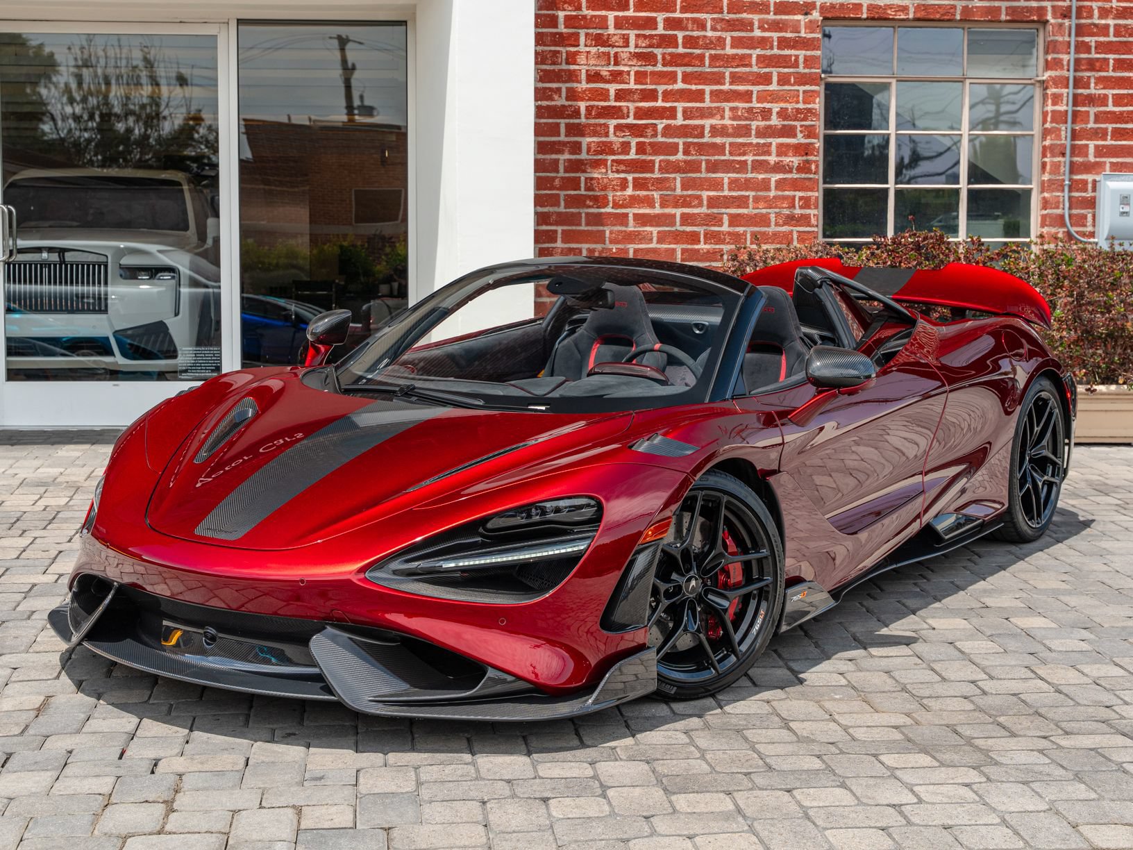 Used 2022 McLaren 765LT RWD image 19