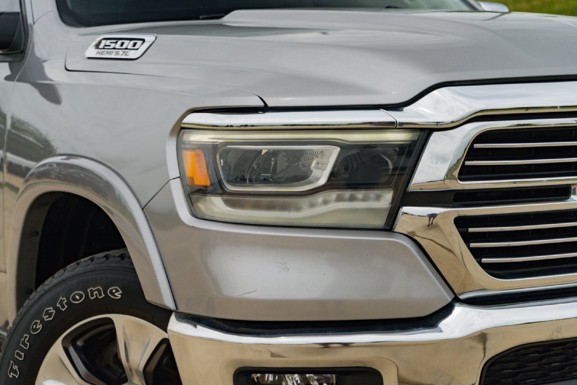 Used 2022 RAM 1500 Laramie AWD/4WD image 3