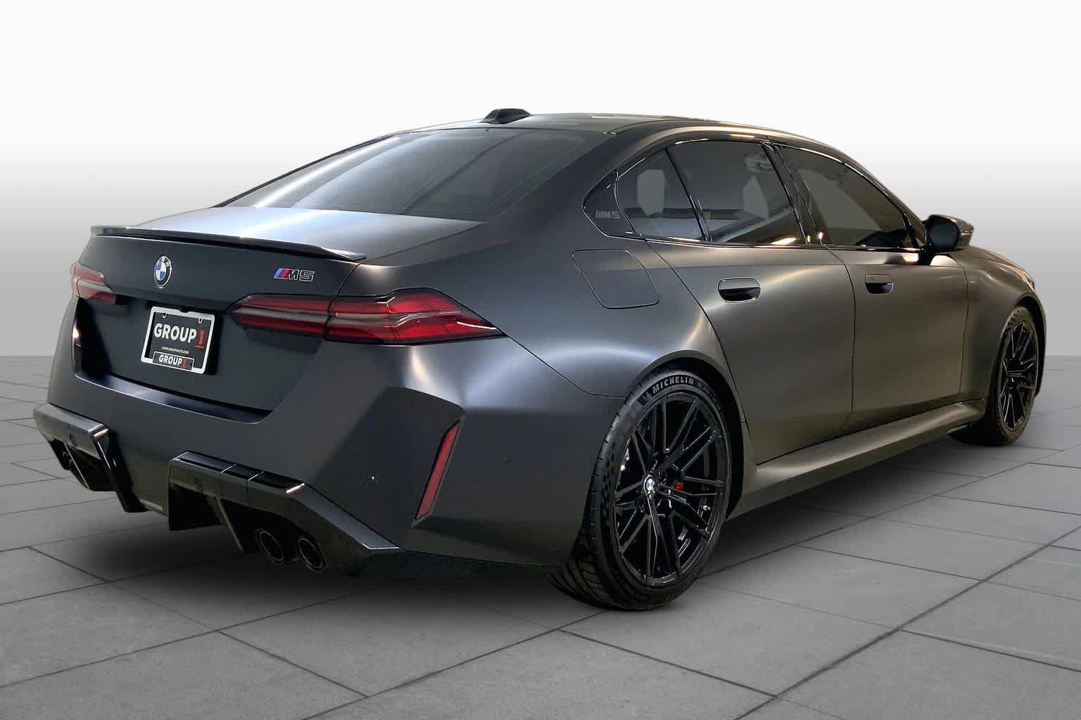 Used 2026 BMW M5 w/ Carbon Package AWD/4WD image 11
