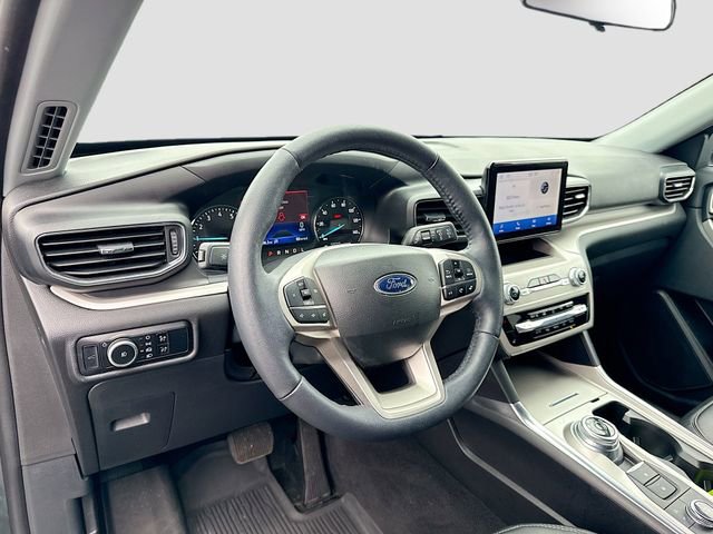 Certified 2023 Ford Explorer XLT w/ Equipment Group 202A image 11