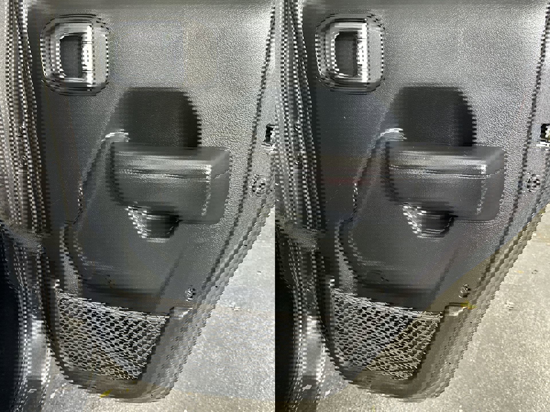 Used 2020 Jeep Wrangler Unlimited Sport S image 35