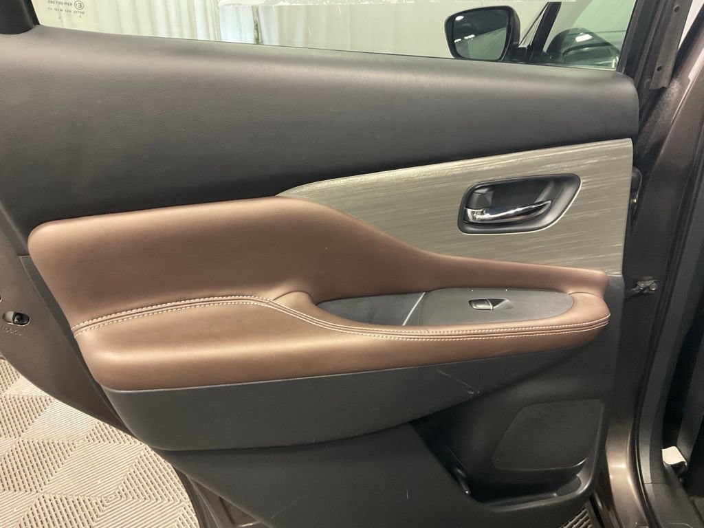 Used 2017 Nissan Murano SL AWD/4WD image 33