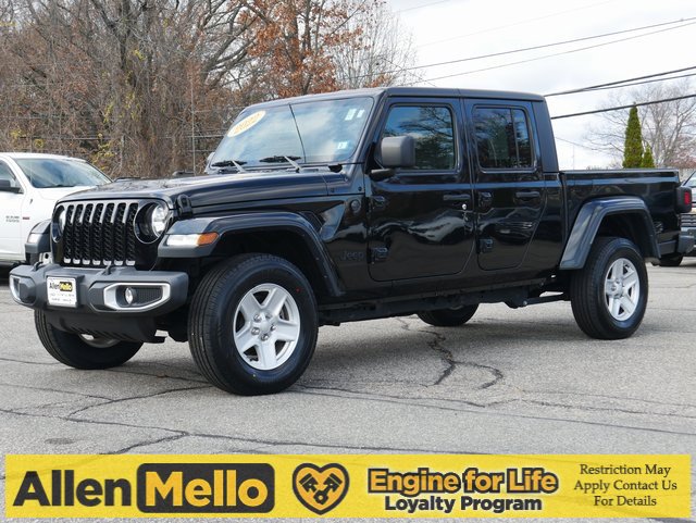 Used 2022 Jeep Gladiator Sport image 1