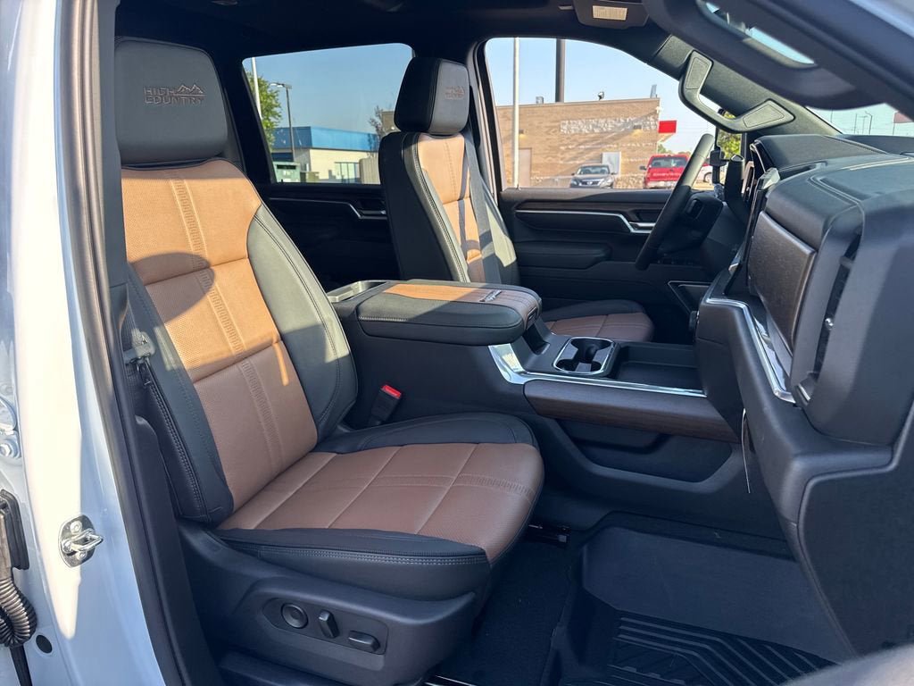 New 2026 Chevrolet Silverado 2500 High Country w/ High Country Premium Package AWD/4WD image 12
