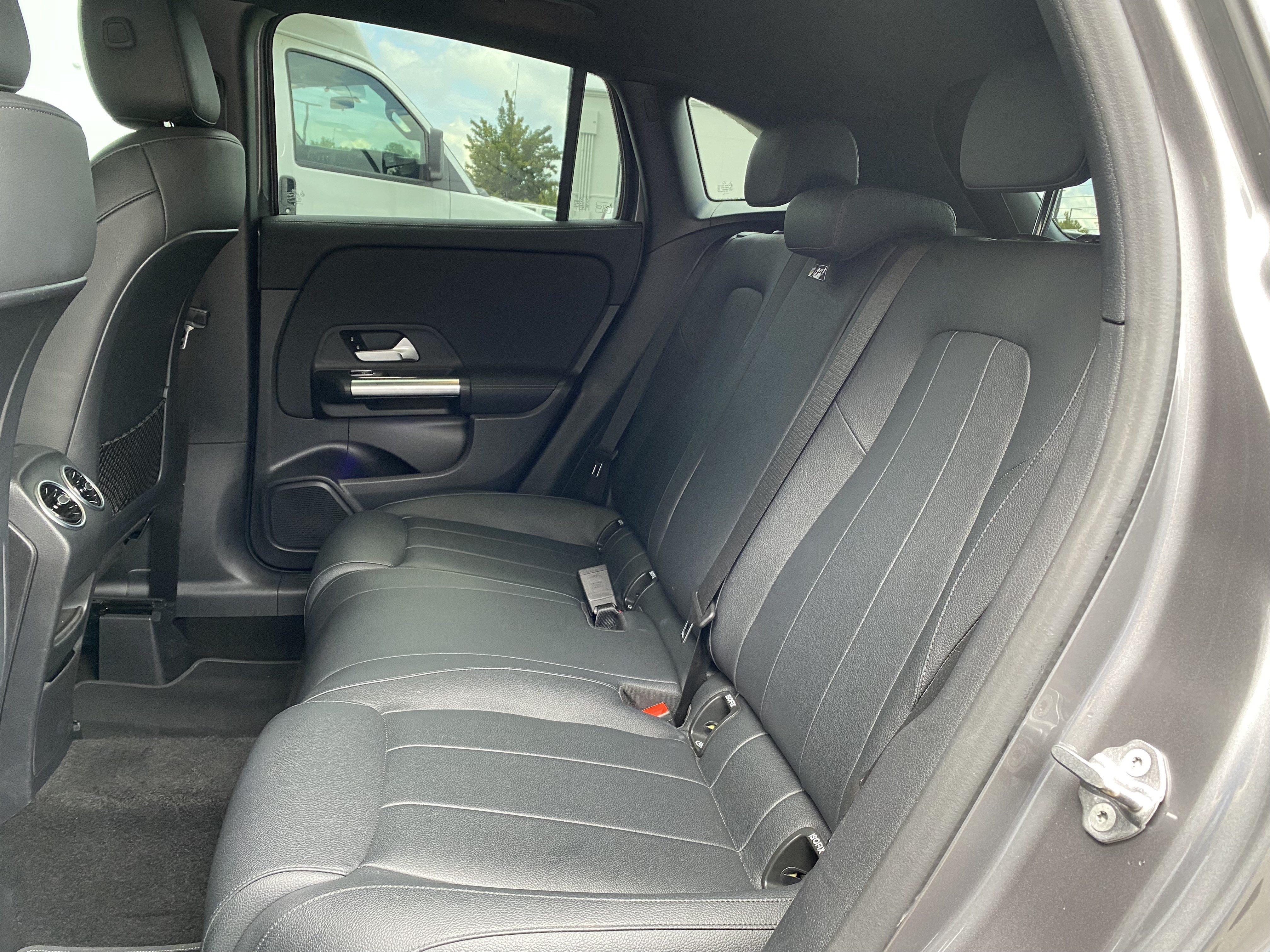 Used 2022 Mercedes-Benz GLA 250 4MATIC image 37