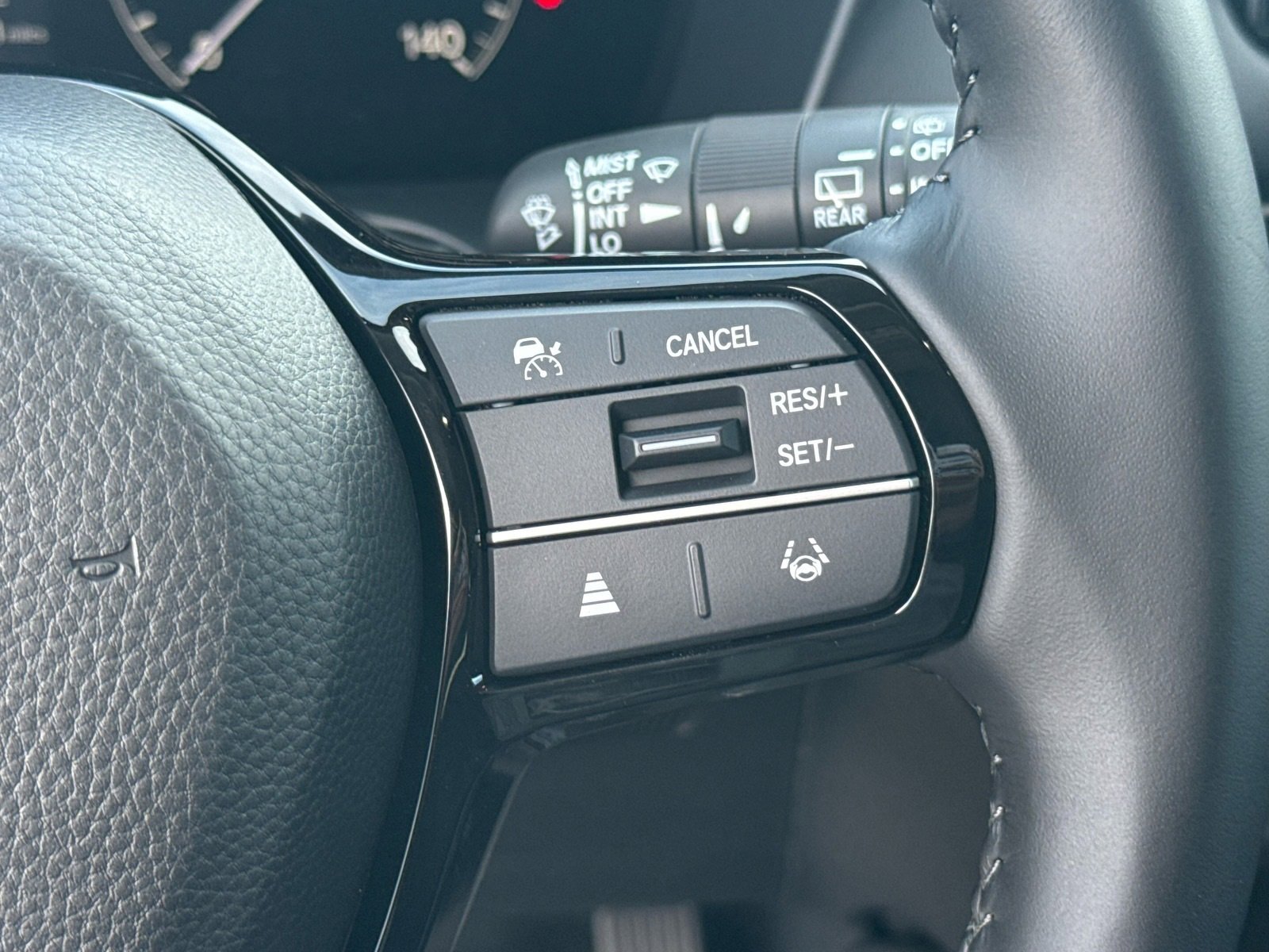 New 2026 Honda HR-V EX-L image 17