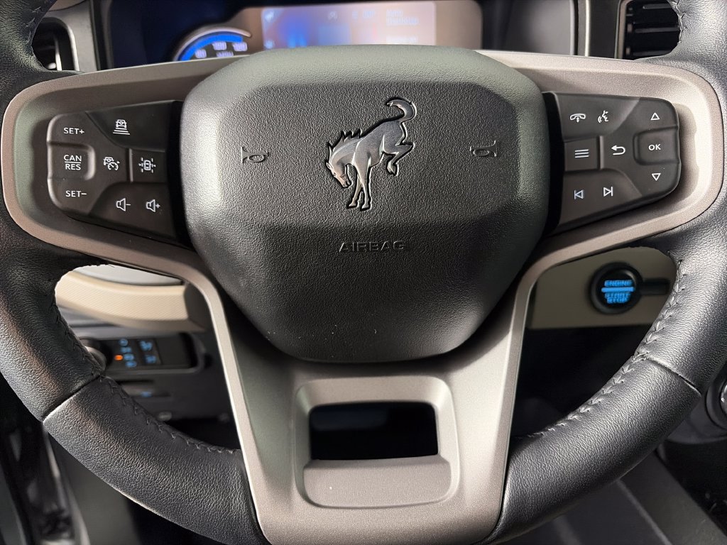 Used 2023 Ford Bronco Wildtrak AWD/4WD image 16