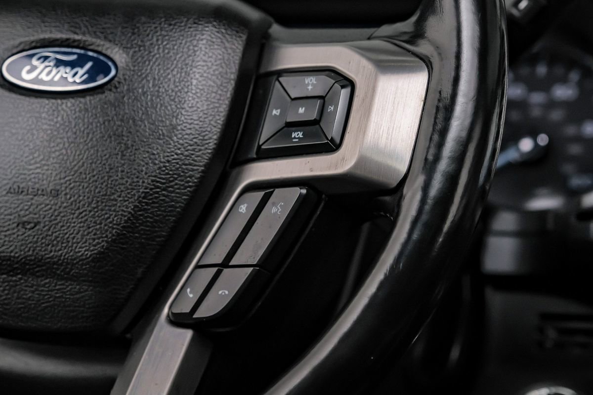 Used 2021 Ford F450 Platinum w/ FX4 Off-Road Package image 16