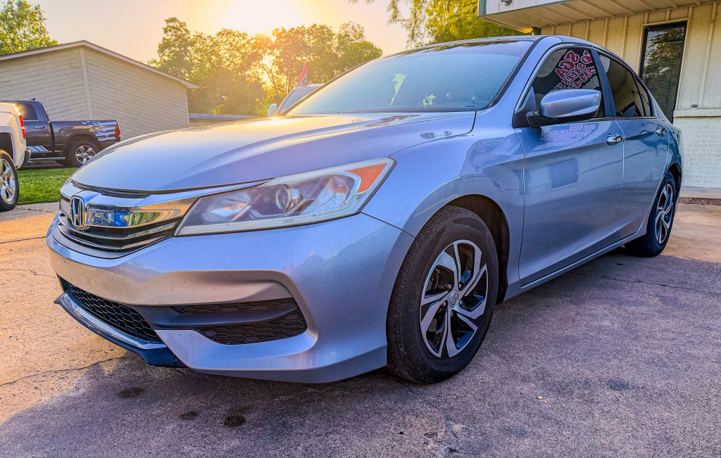 Used 2016 Honda Accord LX image 6