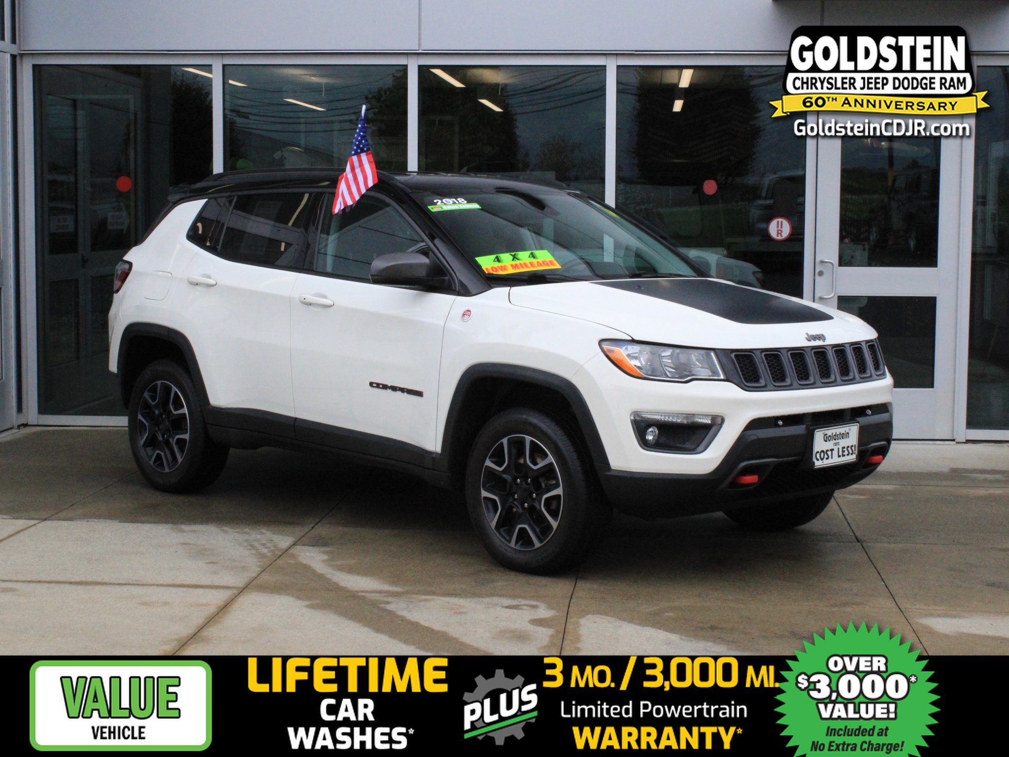 Used 2018 Jeep Compass Trailhawk w/ Cold Weather Group AWD/4WD image 1