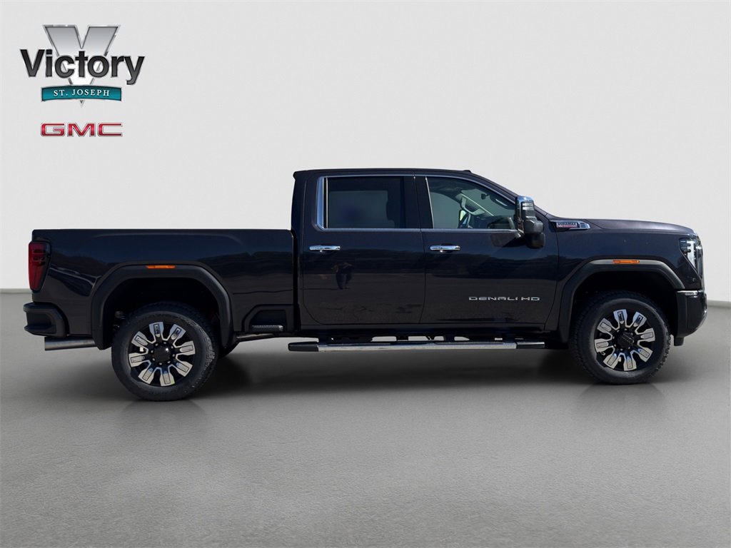 New 2026 GMC Sierra 2500 Denali w/ Denali Reserve Package image 18