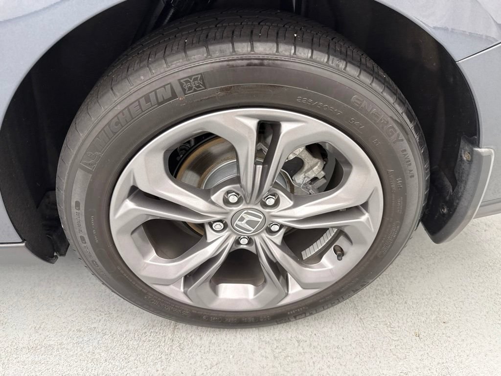 Used 2023 Honda Accord EX image 6