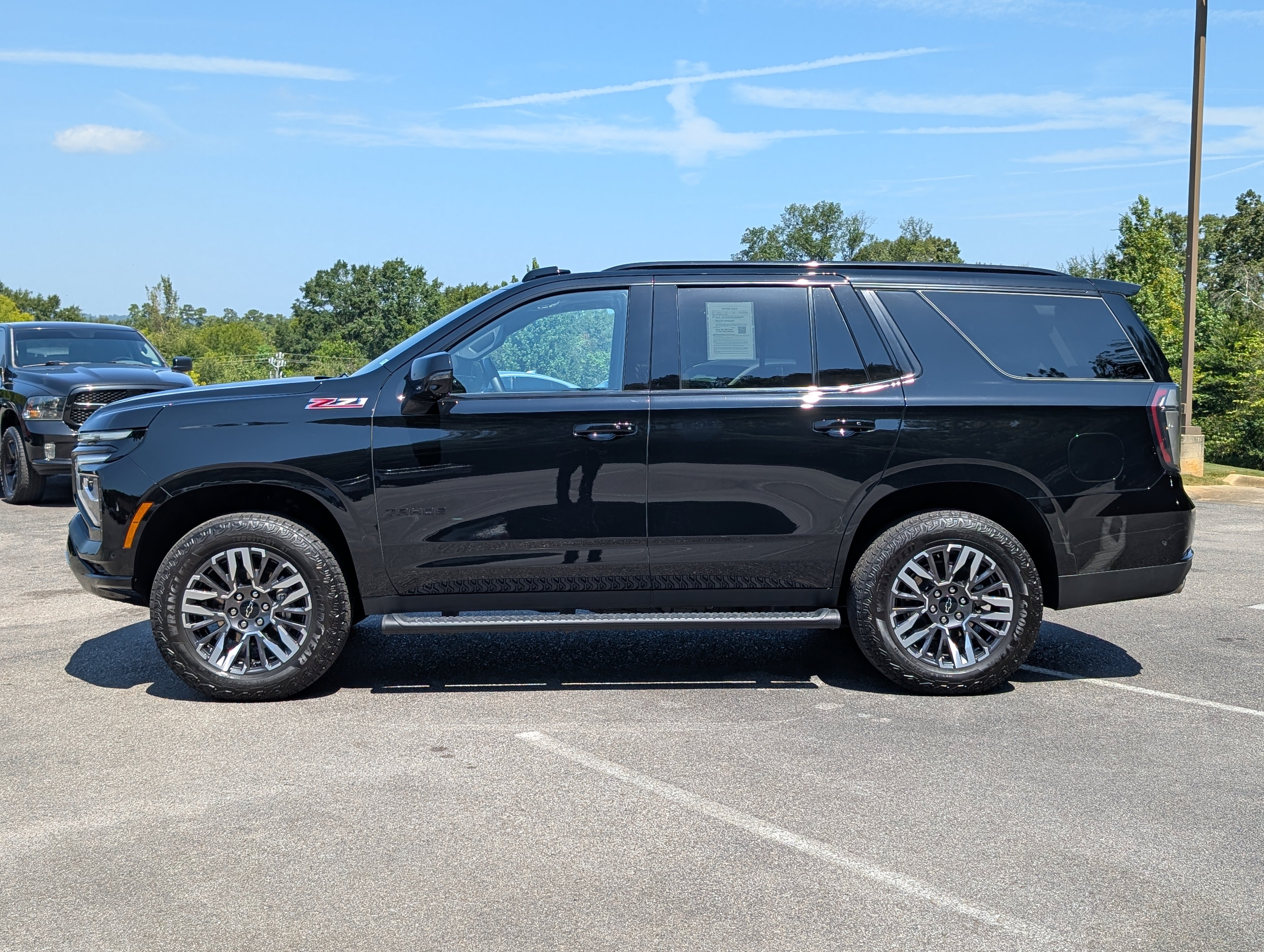 Used 2026 Chevrolet Tahoe Z71 w/ Comfort Package AWD/4WD image 6