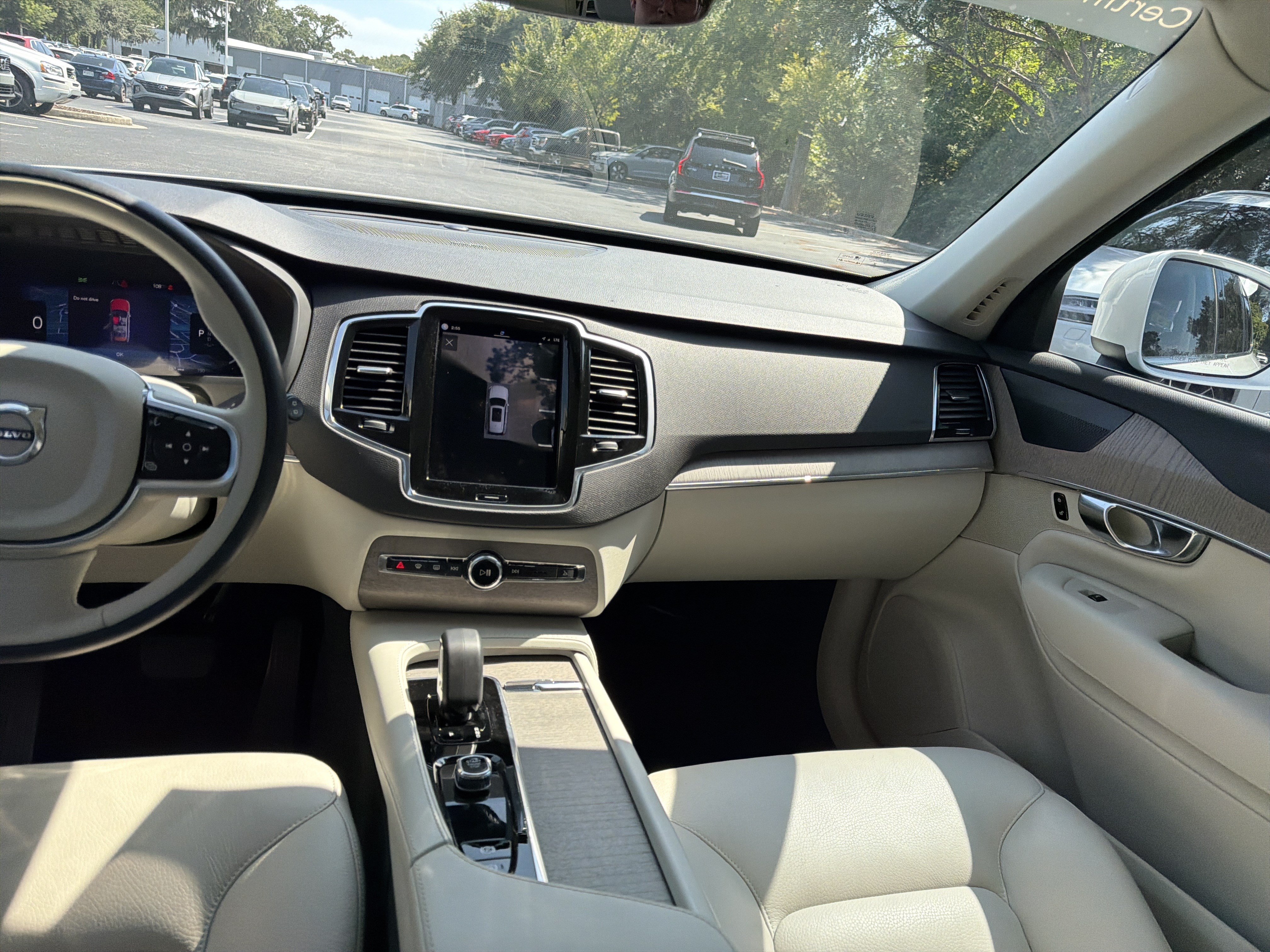 Used 2023 Volvo XC90 B6 Plus w/ Protection Package Premier AWD/4WD image 31