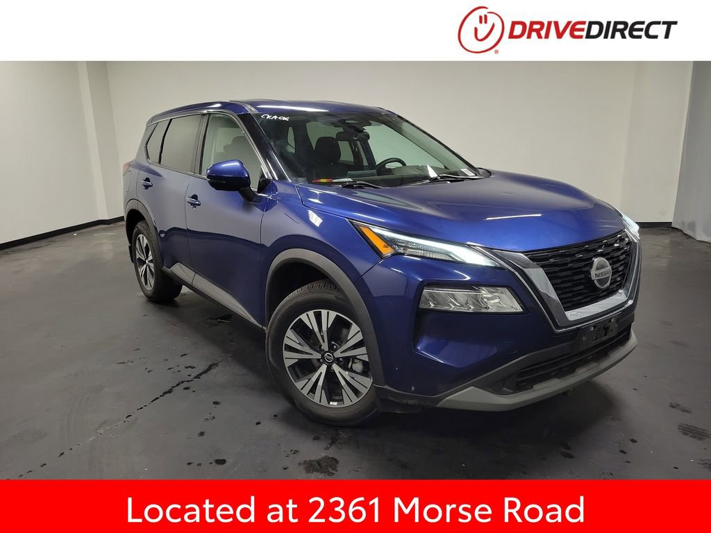 Used 2021 Nissan Rogue SV image 1