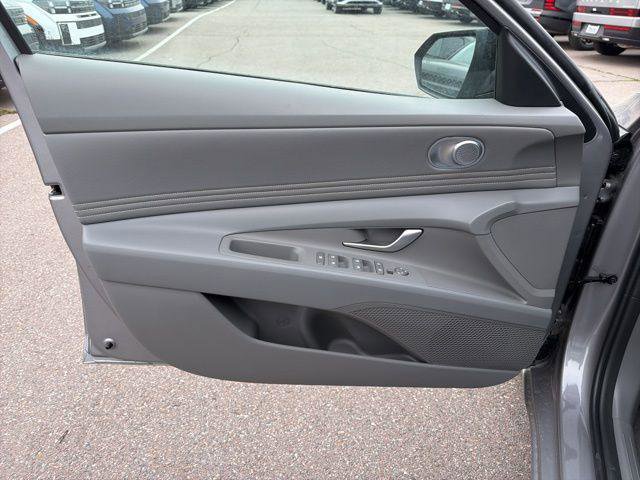 New 2026 Hyundai Elantra Sport image 17