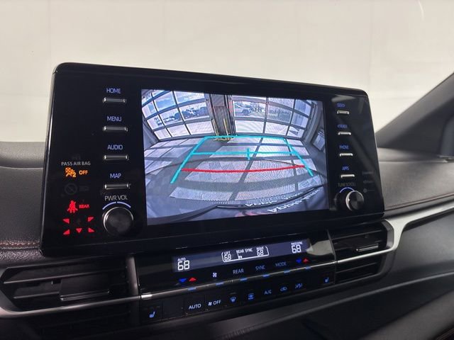Used 2022 Toyota Sienna XSE AWD/4WD image 19