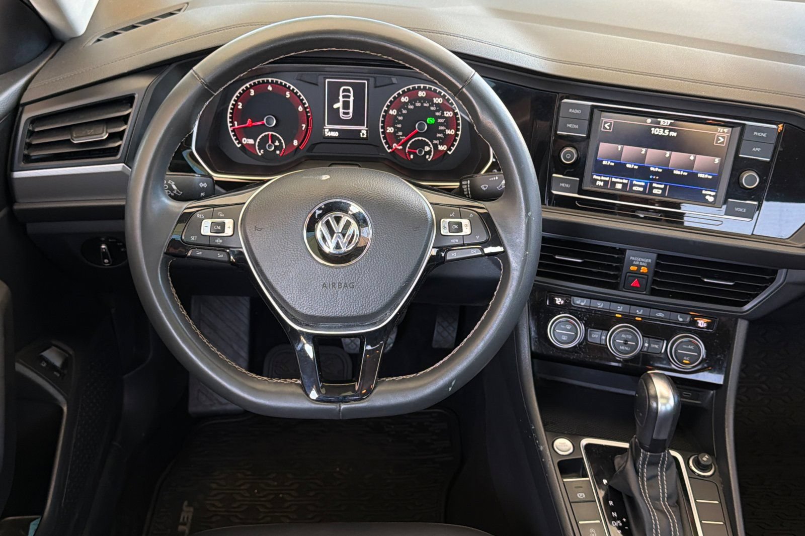Used 2021 Volkswagen Jetta SE FWD image 15