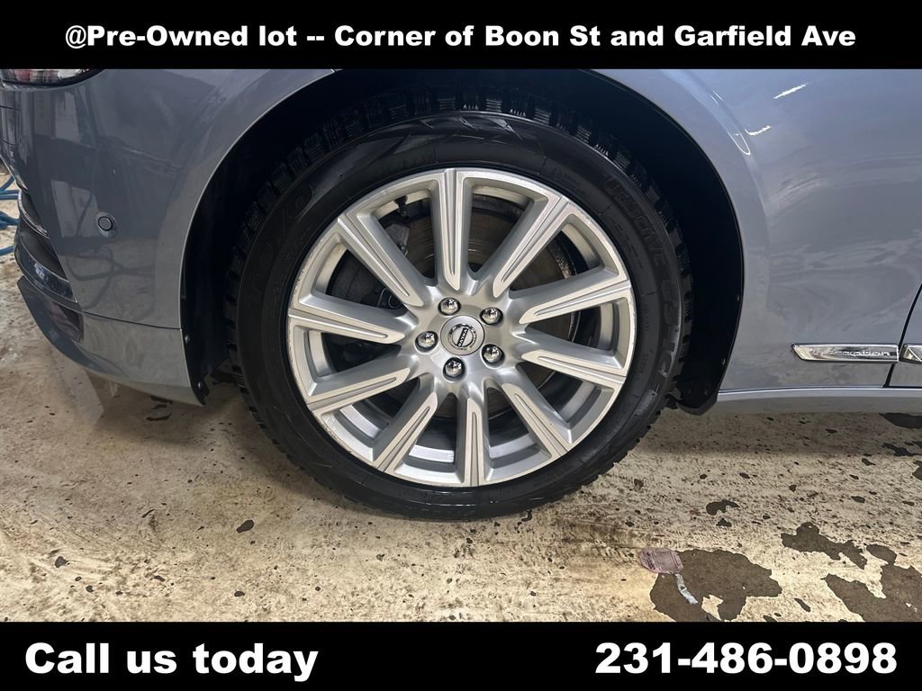 Used 2017 Volvo S90 T6 Inscription w/ Vision Package AWD/4WD image 10