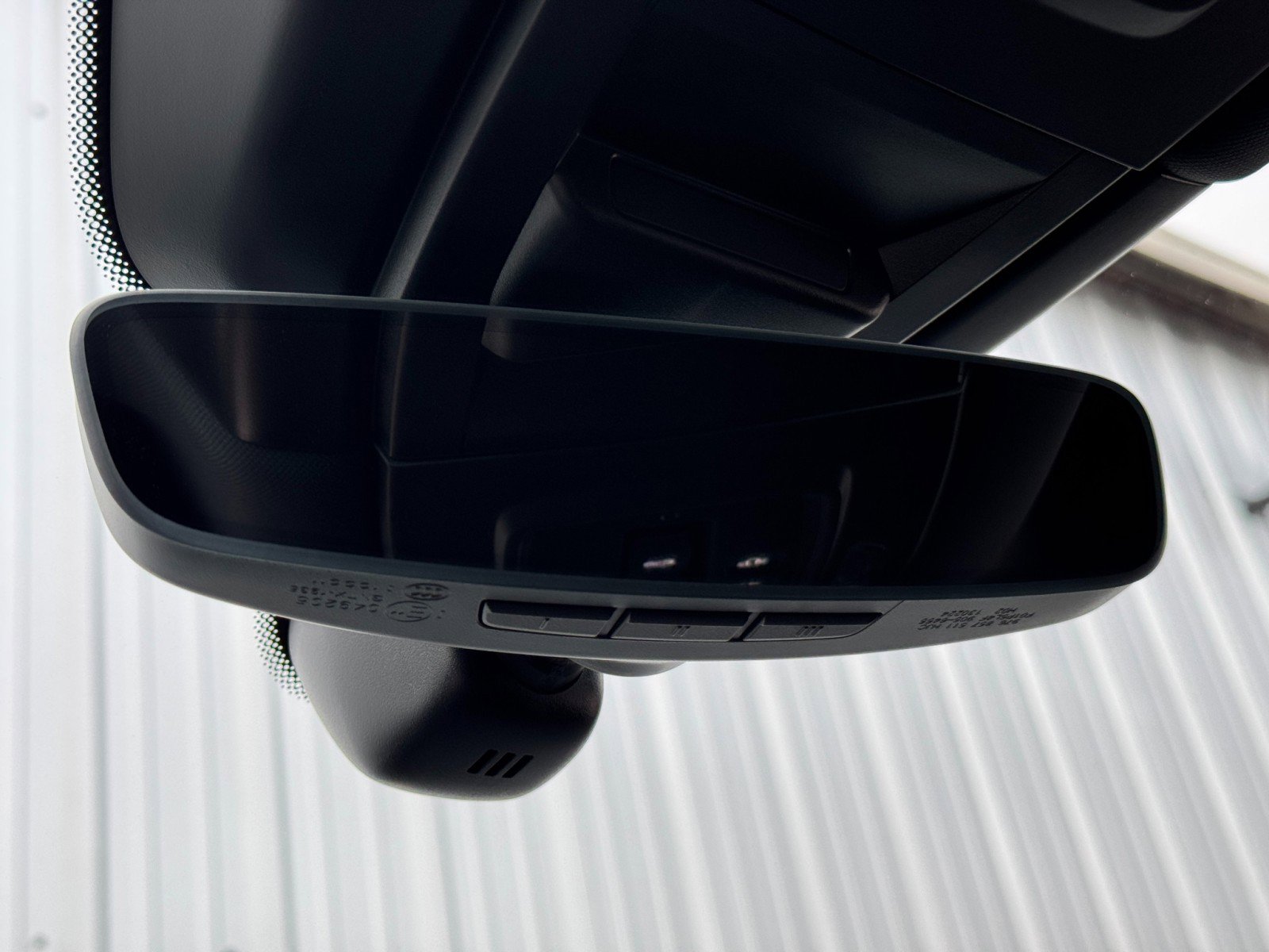 Used 2024 Porsche Cayenne w/ Premium Package image 34