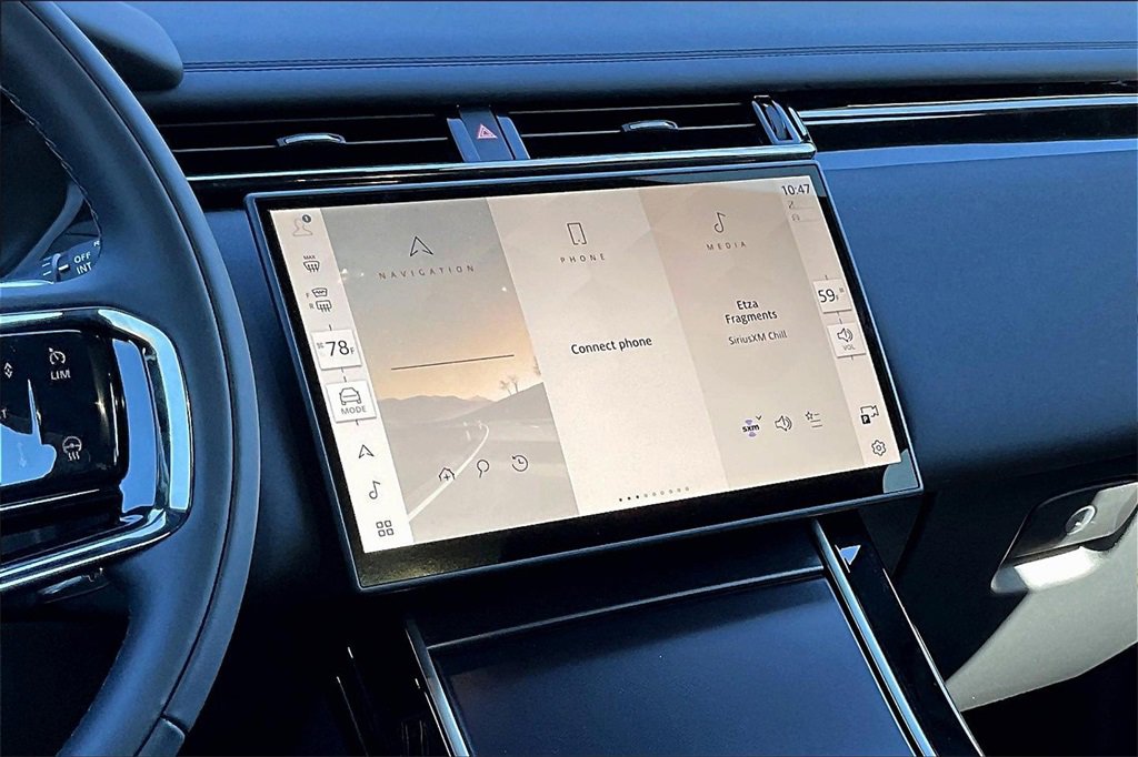 New 2026 Land Rover Range Rover Velar Dynamic SE image 6