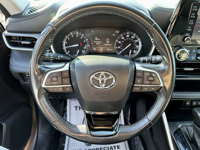 Used 2021 Toyota Highlander XLE image 34