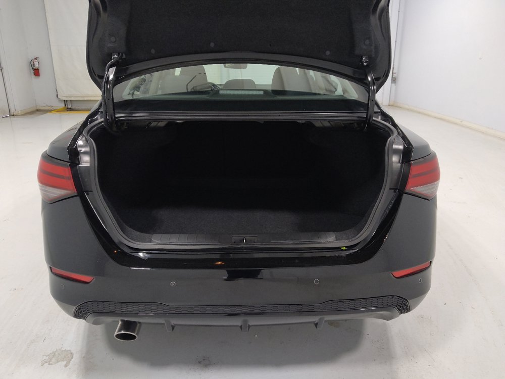 Used 2022 Nissan Sentra SR w/ Electronics Package FWD image 29