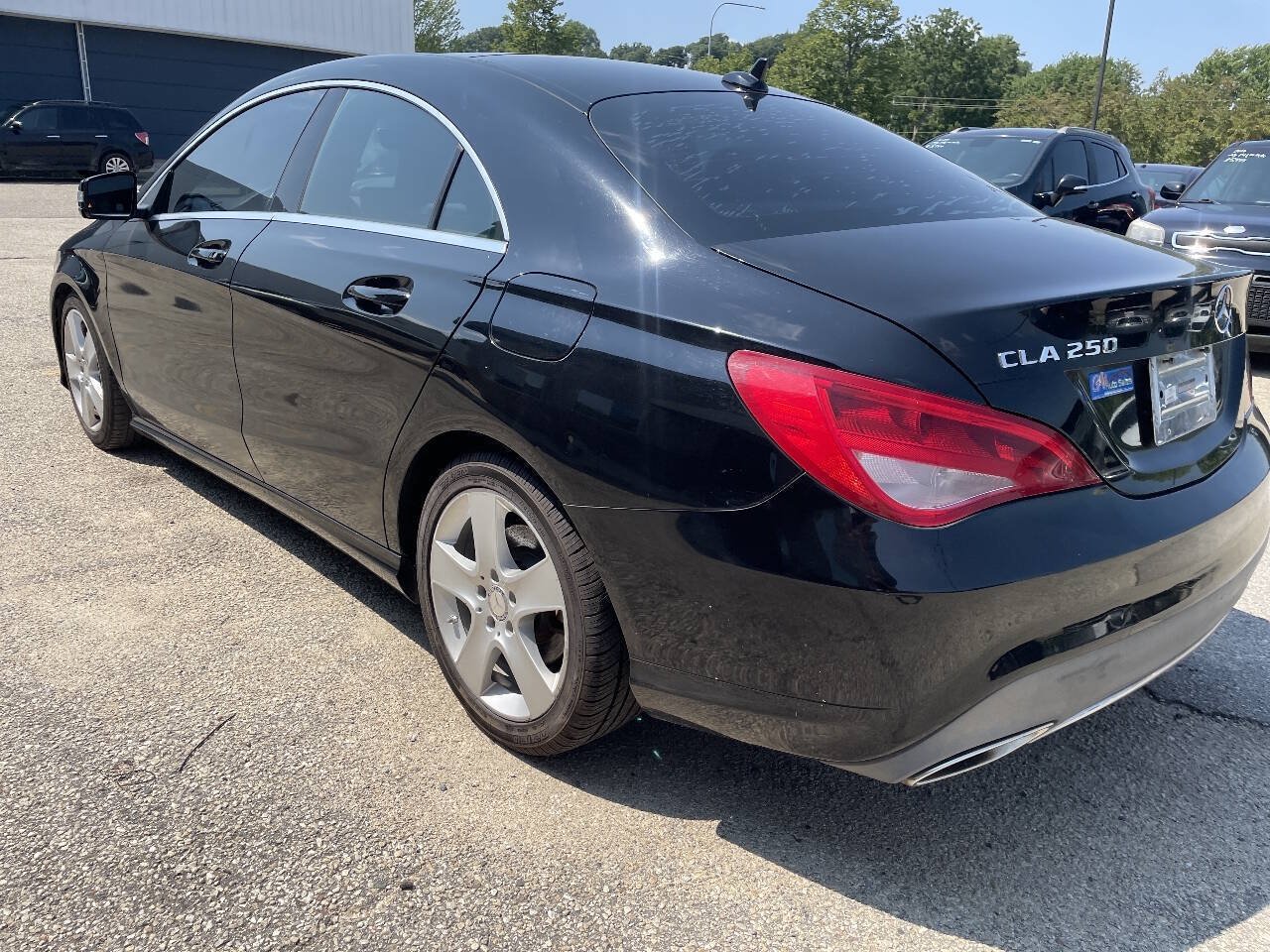 Used 2017 Mercedes-Benz CLA 250 4MATIC image 7