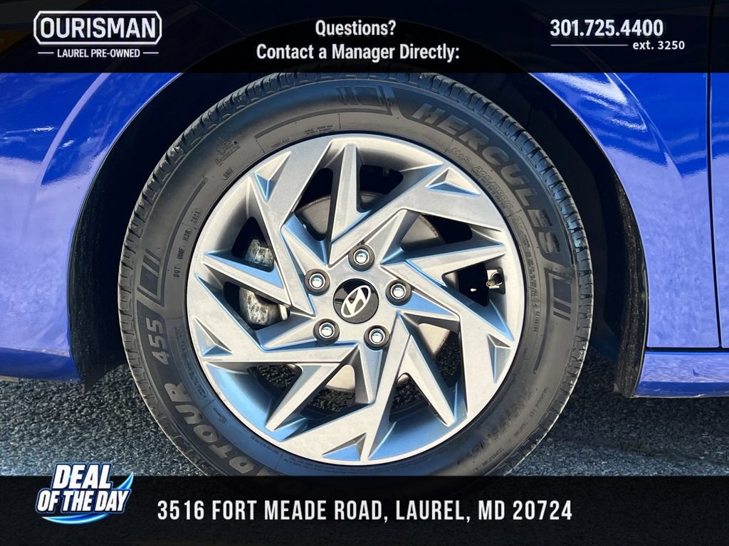 Used 2024 Hyundai Elantra SEL FWD image 5