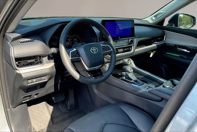 New 2025 Toyota Grand Highlander AWD image 5