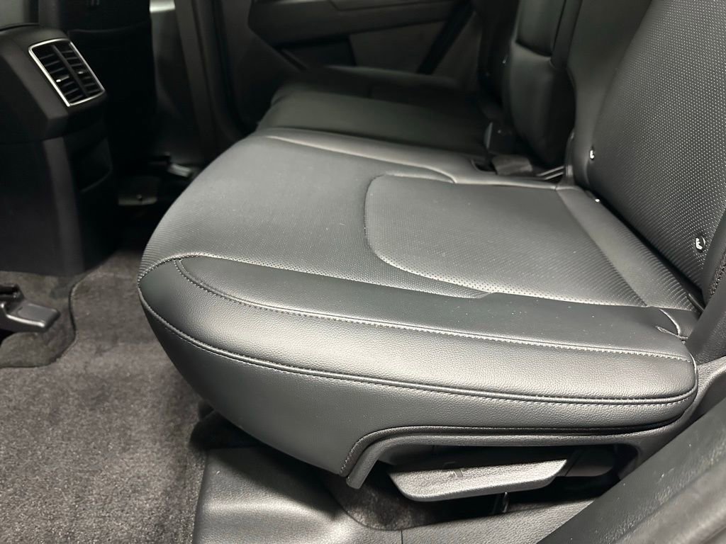 Used 2023 Kia Sportage EX FWD image 40