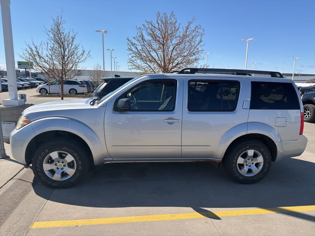Used 2008 Nissan Pathfinder S AWD/4WD image 7