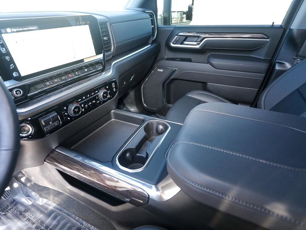 Used 2025 Chevrolet Silverado 2500 LTZ w/ LTZ Premium Package image 21