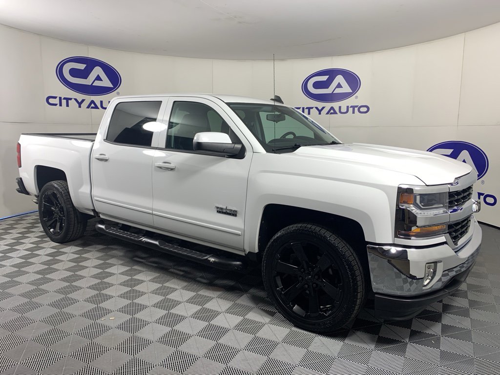Used 2018 Chevrolet Silverado 1500 LT w/ Texas Edition