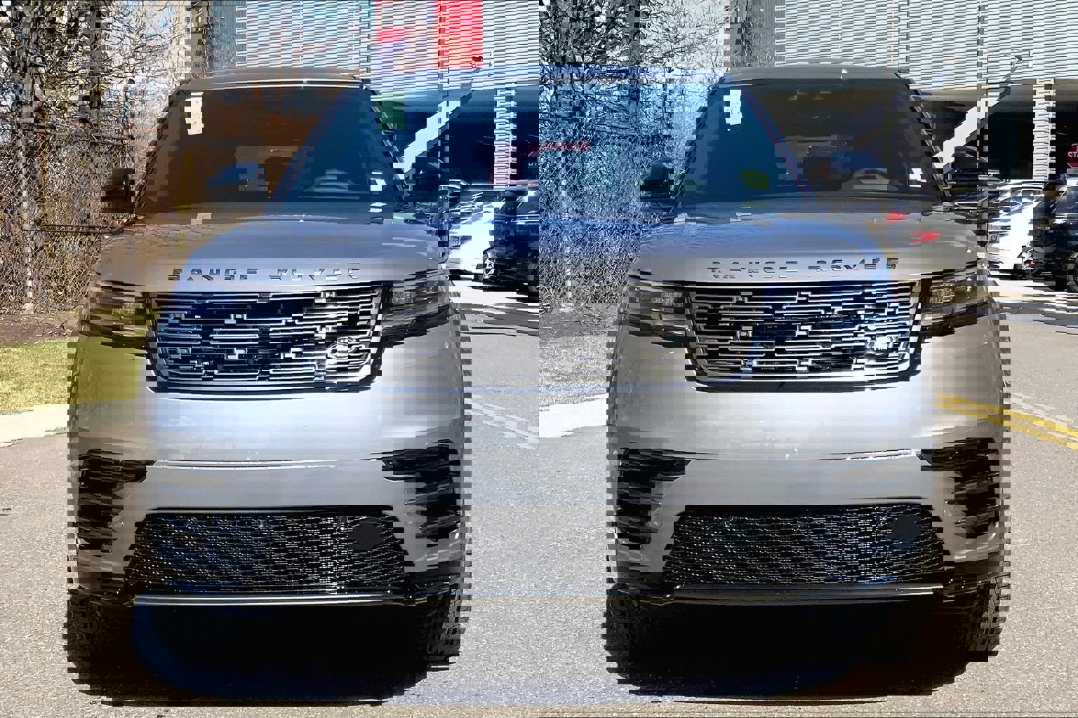 New 2026 Land Rover Range Rover Velar Dynamic SE image 3