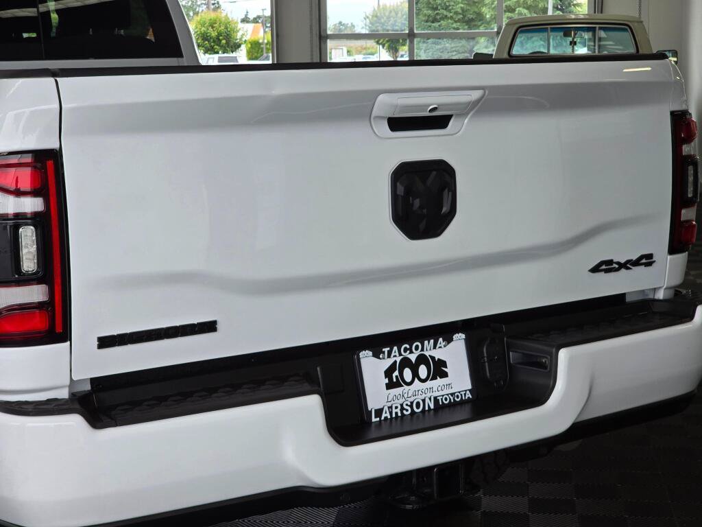 Used 2021 RAM 3500 Big Horn w/ Level B Equipment Group AWD/4WD image 12