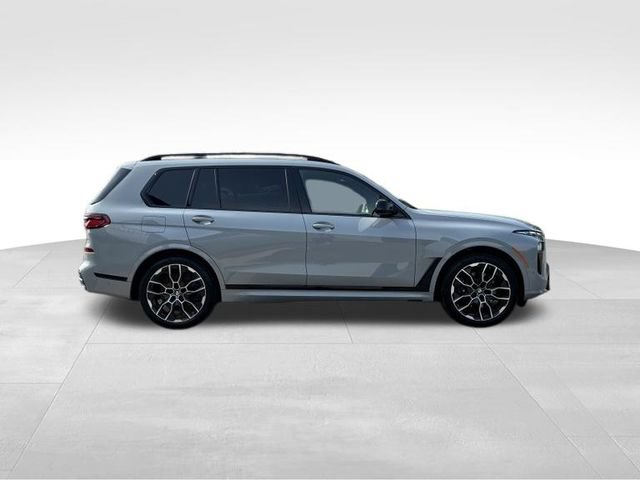 Used 2026 BMW X7 M60i AWD/4WD image 10