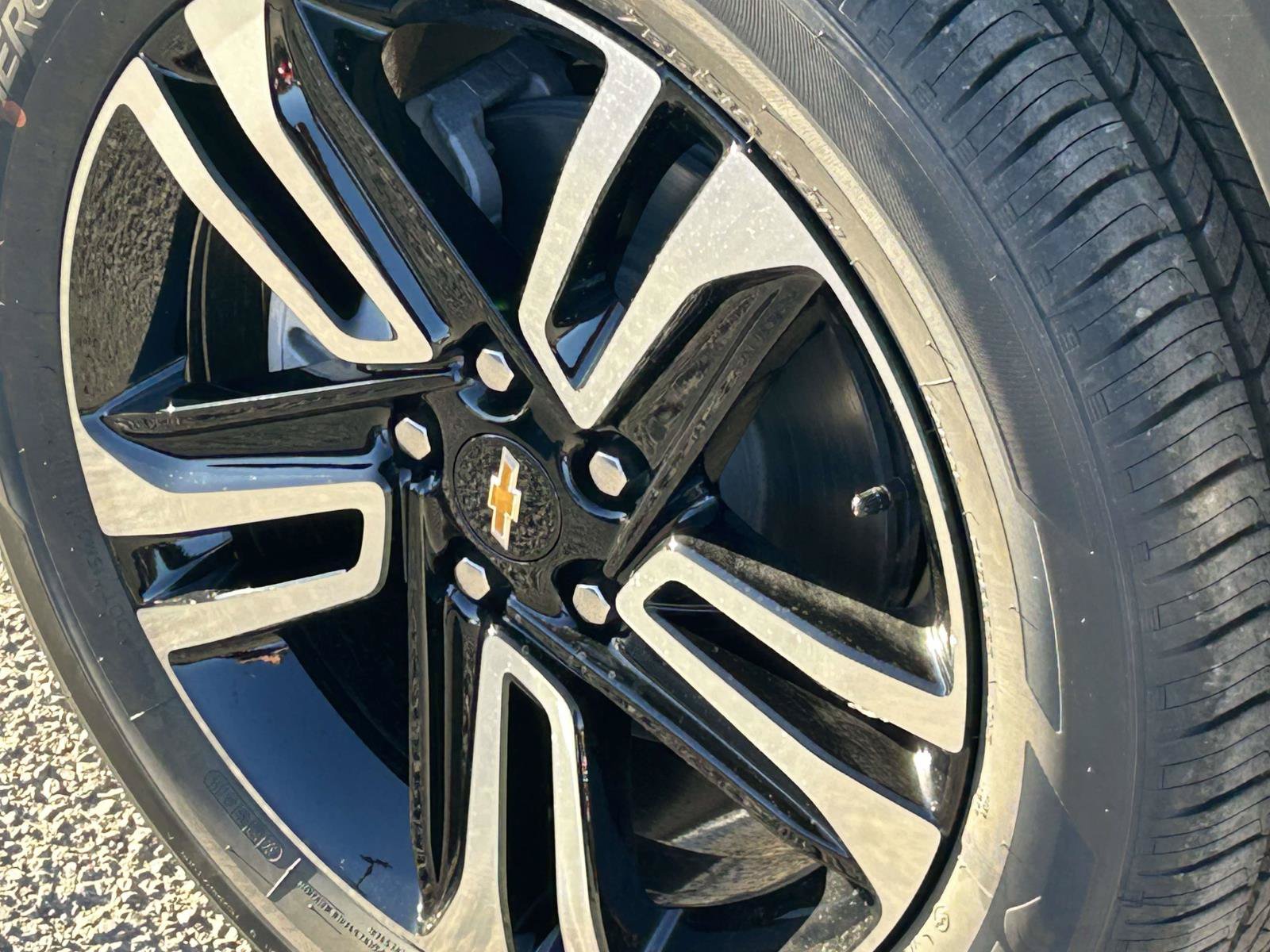 New 2026 Chevrolet TrailBlazer LT w/ Convenience Package FWD image 9