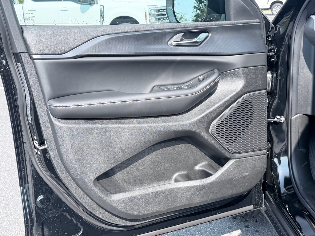 New 2026 Jeep Grand Cherokee Laredo RWD image 28