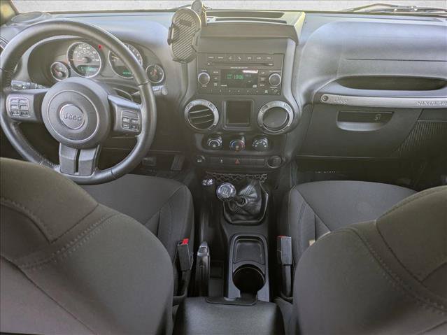 Used 2016 Jeep Wrangler Unlimited Sport w/ Connectivity Group AWD/4WD image 15